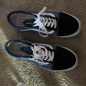 Black n blue vans
